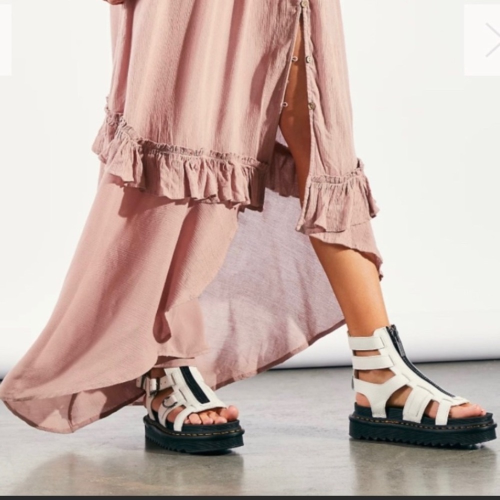 - NEW DR MARTENS OLSON ZIPPED LEATHER STRAP SANDALS